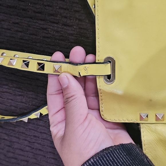 Valentino Garavani studded handbag (project) - Picture 5 of 10